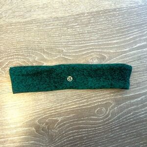 Green lululemon headband